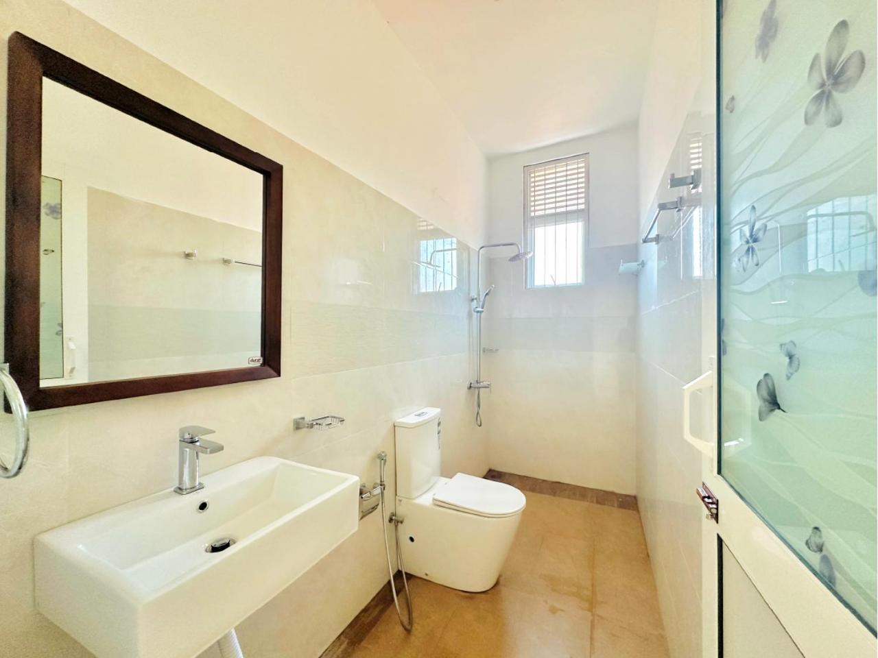 Sea Breeze Guest House Negombo Extérieur photo