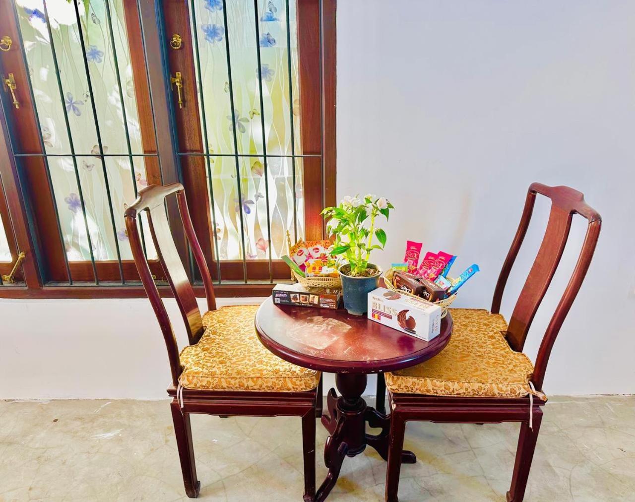 Sea Breeze Guest House Negombo Extérieur photo