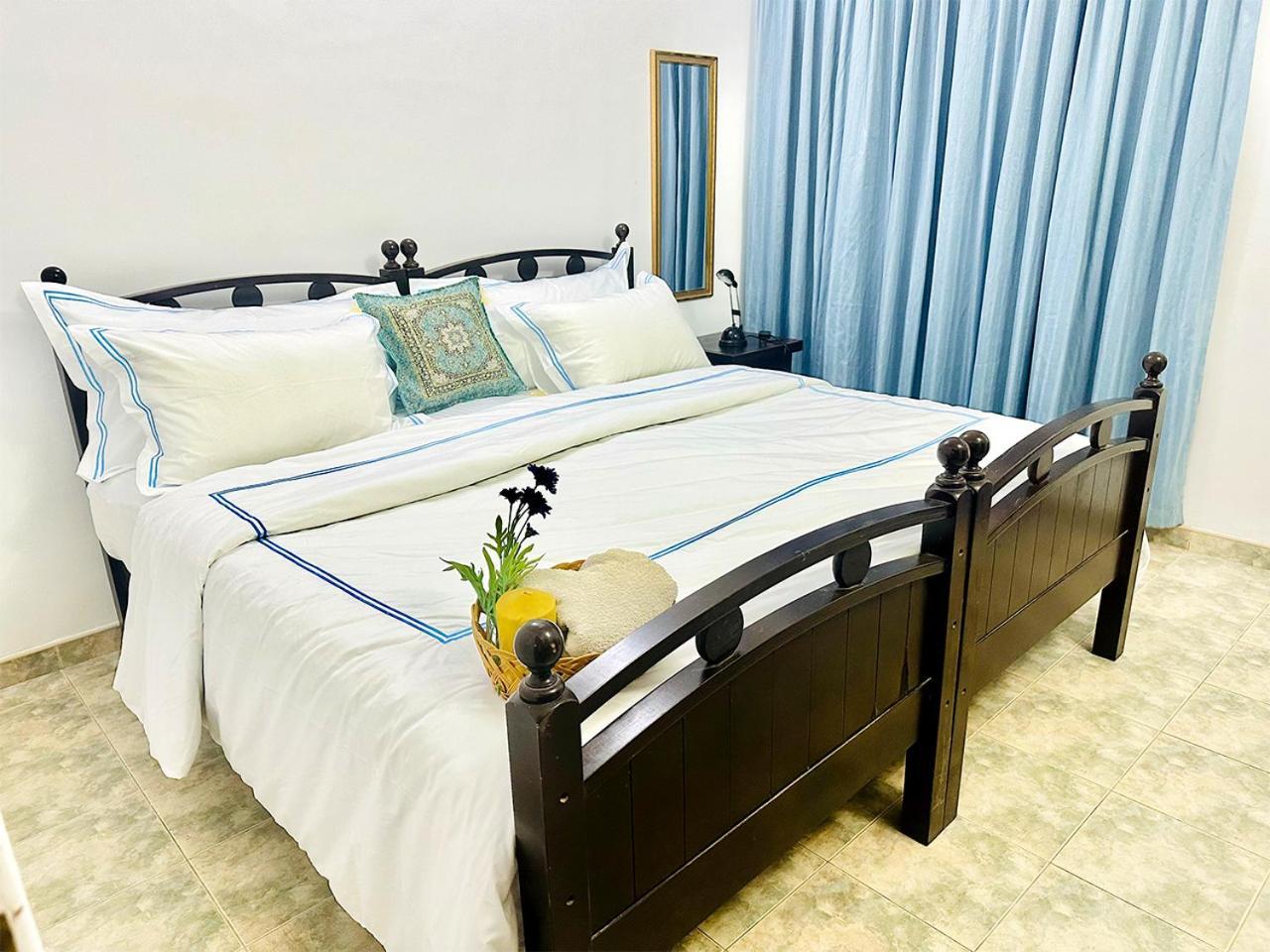 Sea Breeze Guest House Negombo Extérieur photo